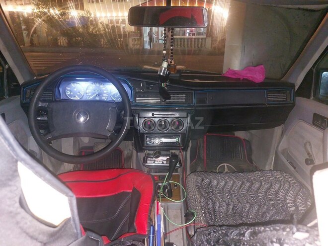 Mercedes 190-3