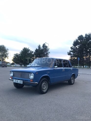 LADA (VAZ) 21011-2