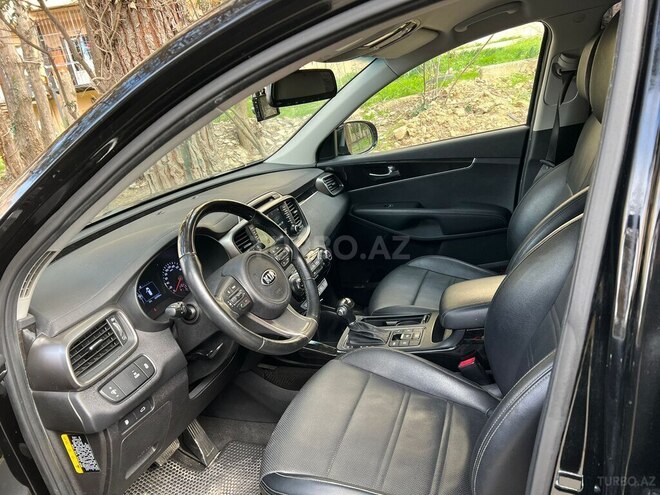 Kia Sorento-4