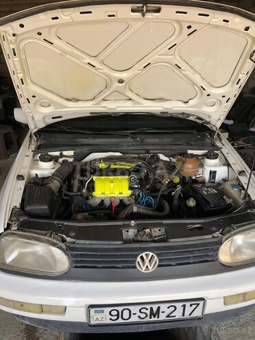 Volkswagen Golf-20