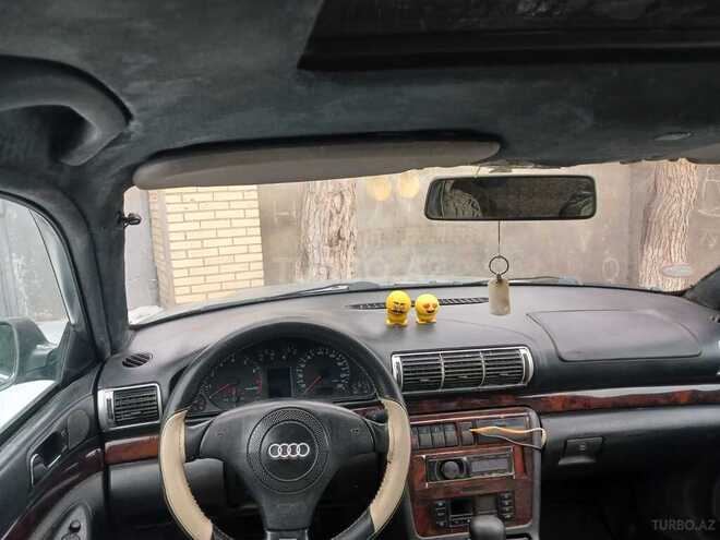 Audi A4-5