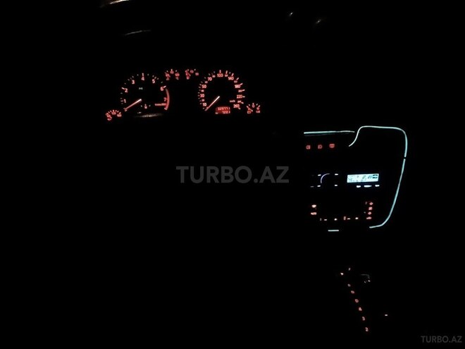 Audi A4-8