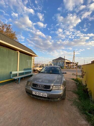 Audi A4-1