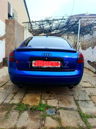 Audi A6-4