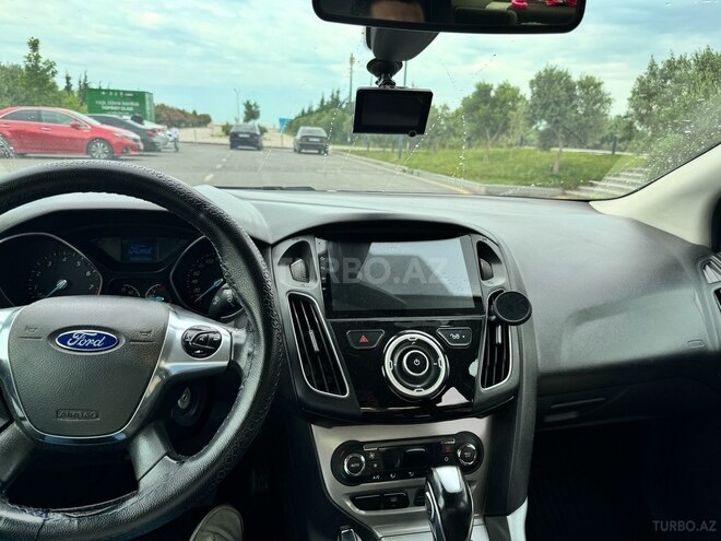 Ford Focus-5