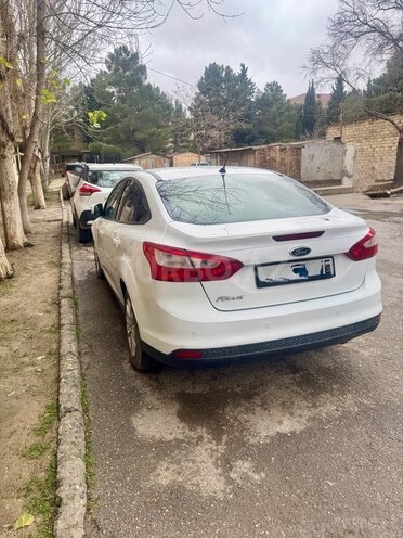 Ford Focus-2
