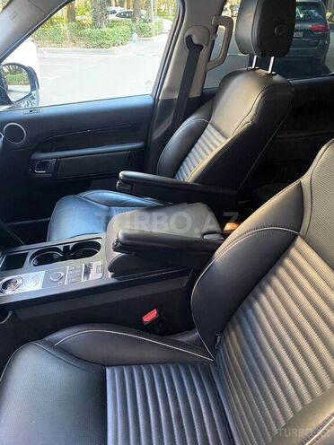 Land Rover Discovery-4