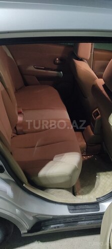Nissan Tiida-6