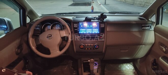Nissan Tiida-7
