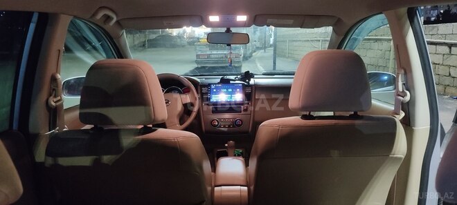 Nissan Tiida-8