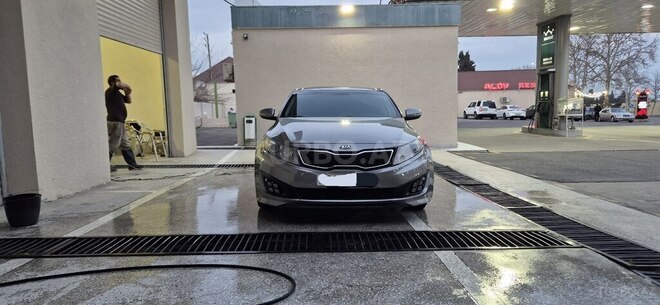 Kia Optima-1