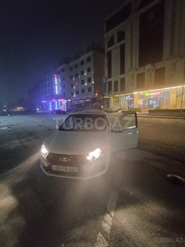 LADA (VAZ) Granta-11