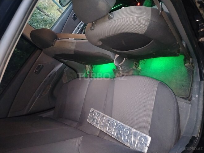 Kia Rio-9