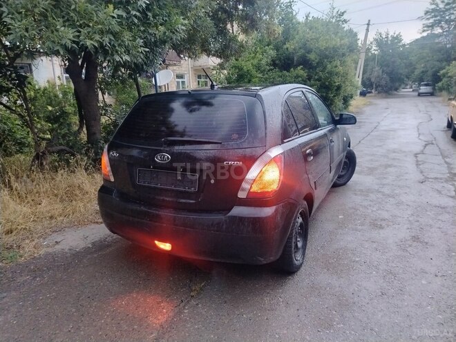 Kia Rio-8