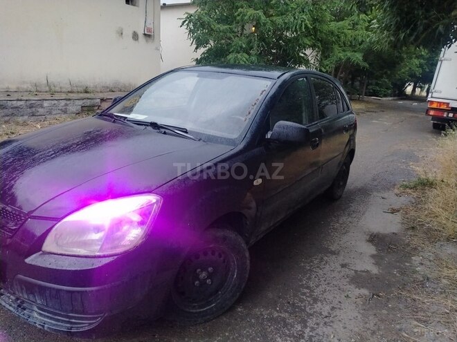 Kia Rio-11