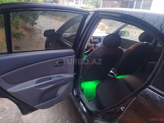 Kia Rio-7
