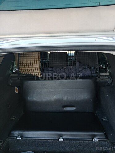 Mercedes E 240-12