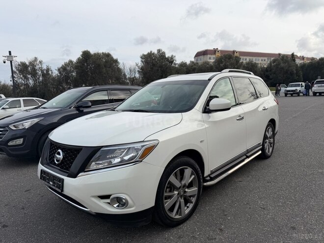 Nissan Pathfinder-9