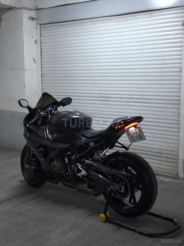 BMW S 1000 RR-4