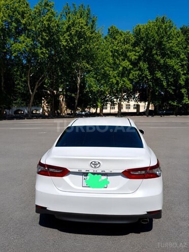 Toyota Camry-2