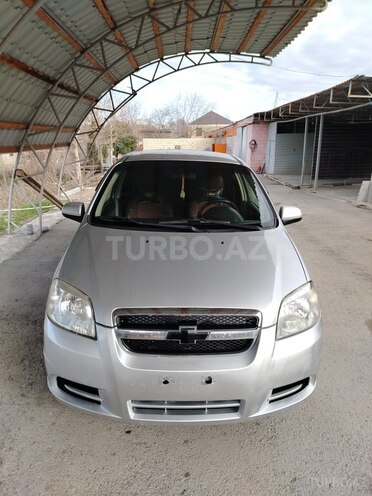 Chevrolet Aveo-1