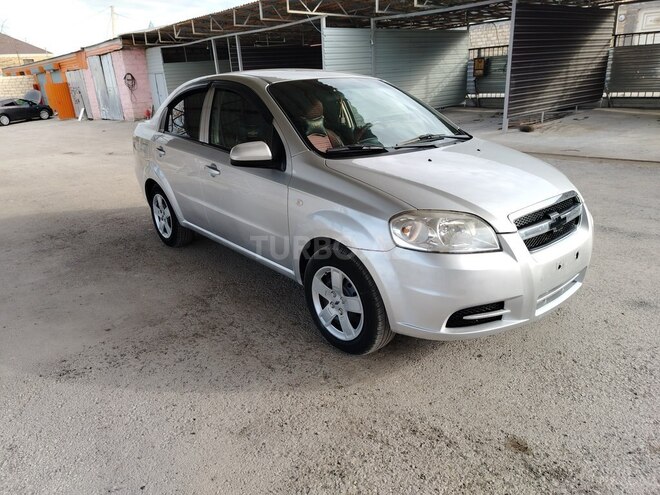 Chevrolet Aveo-4