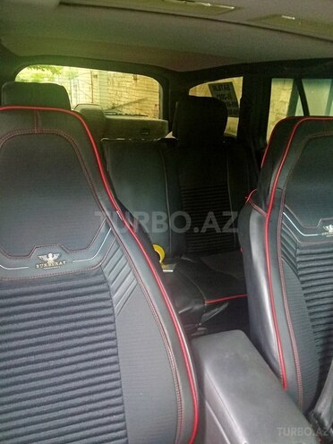 Mercedes E 240-7