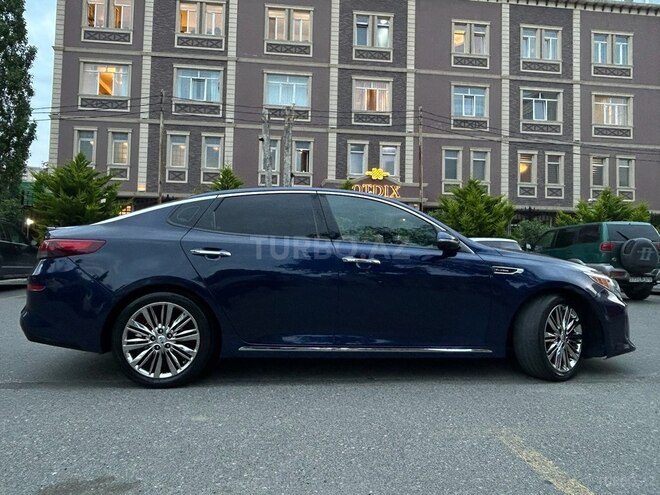 Kia Optima-4