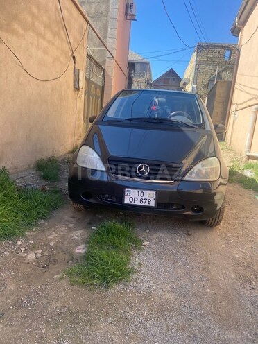 Mercedes A 160-1