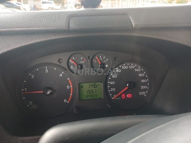 Ford Transit-2