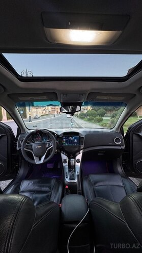 Chevrolet Cruze-14