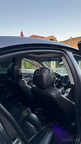Chevrolet Cruze-11