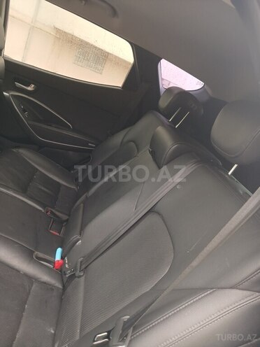 Hyundai Santa Fe-8