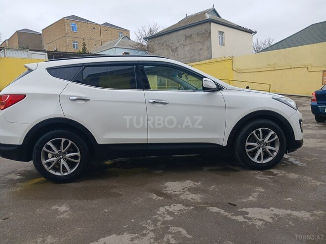 Hyundai Santa Fe-10