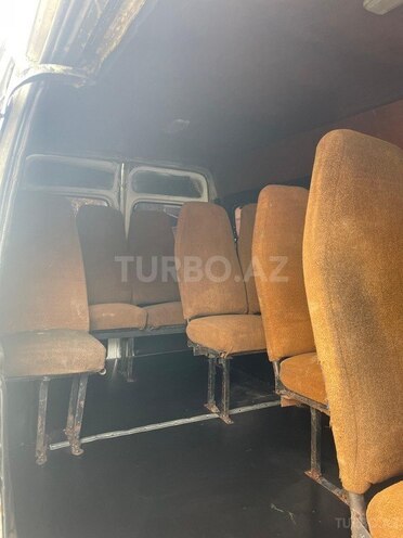 Ford Transit-4