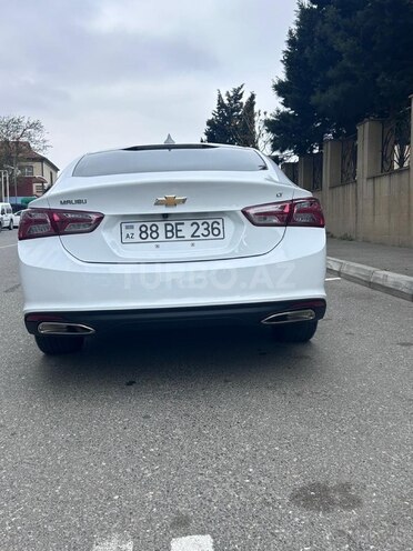 Chevrolet Malibu-5