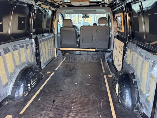 Mercedes Vito 115 CDI-9