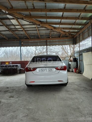 Hyundai Sonata-3