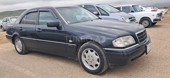 Mercedes C 200-4