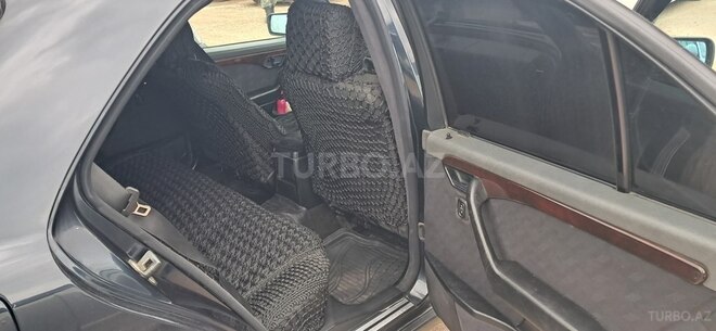 Mercedes C 200-8