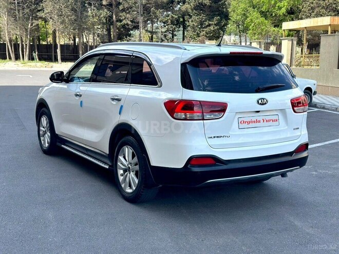 Kia Sorento-5