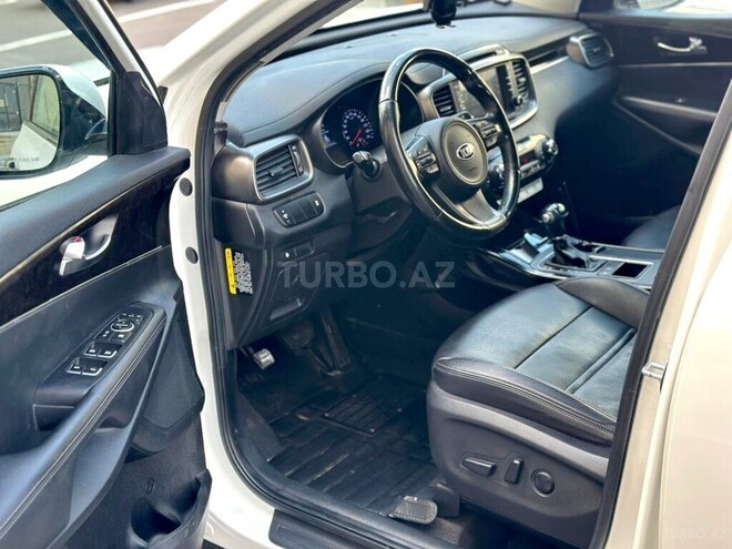 Kia Sorento-9