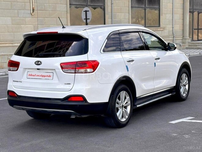 Kia Sorento-7