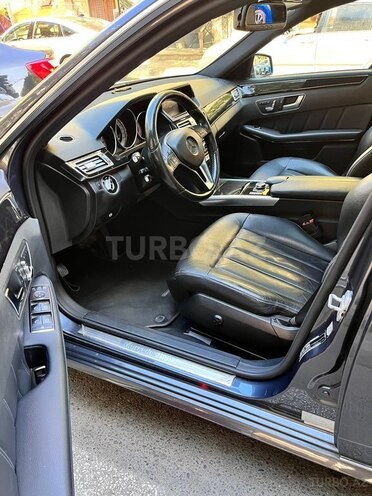 Mercedes E 220-9