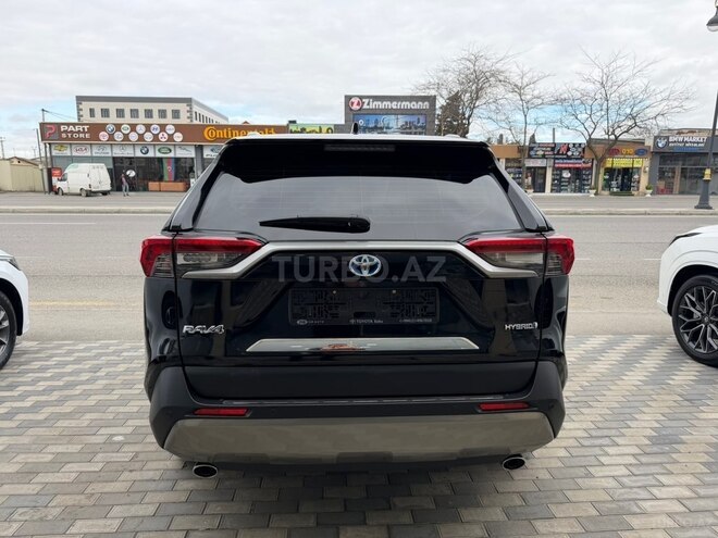 Toyota RAV4-2