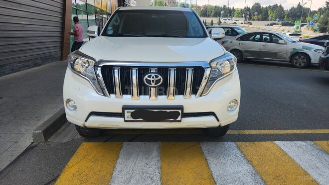 Toyota Land Cruiser Prado-1