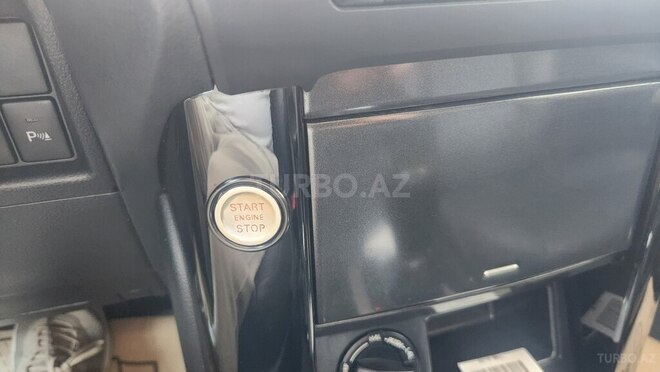Toyota Land Cruiser Prado-13