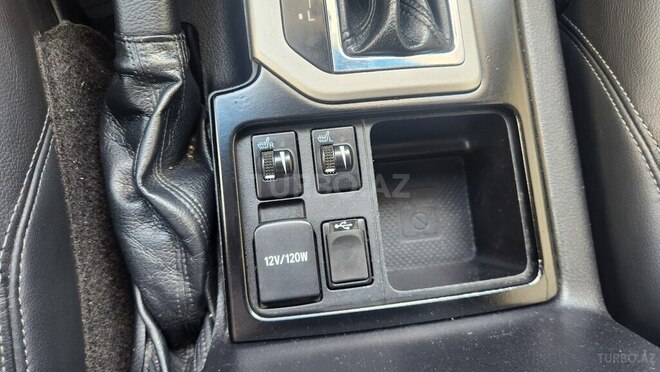 Toyota Land Cruiser Prado-14