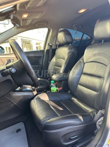 Chevrolet Cruze-7
