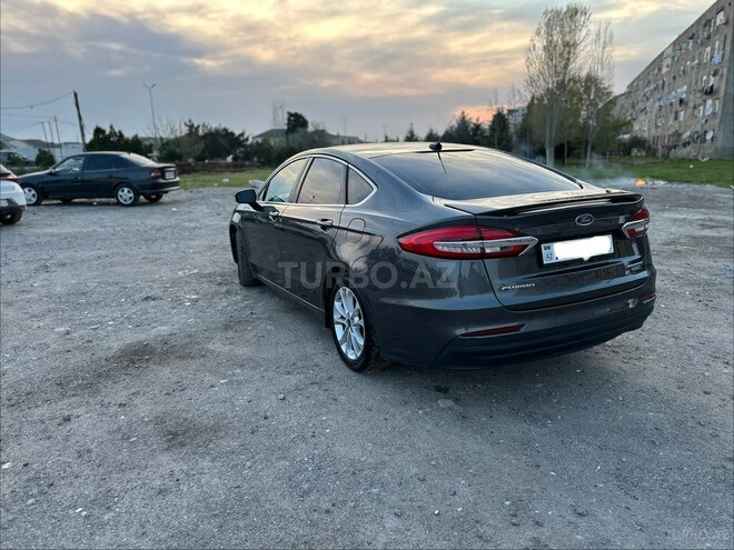 Ford Fusion (North America)-4
